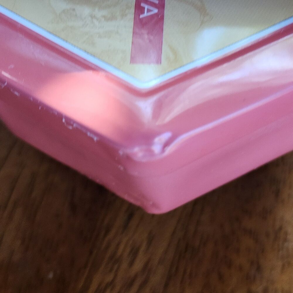 Burt's Bees Papaya Guava Soy Candle 3.5 oz Hexagonal Tin 2-Wick 10-15 Hr Burn - Picture 3 of 11